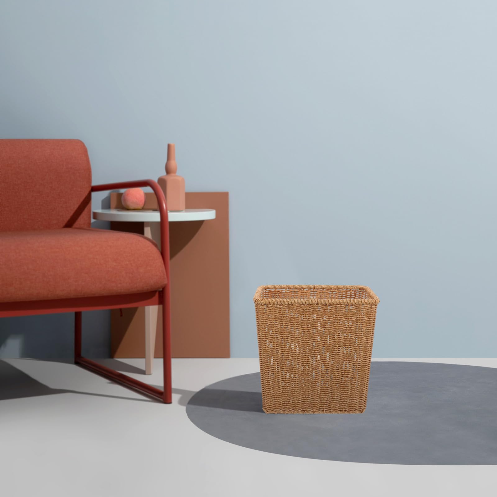 Cesta Mimbre Tapa Multifunción Ligera de Plástico Estilo Rústico para Almacenamiento y Basura Pequeña en Dormitorio o Baño