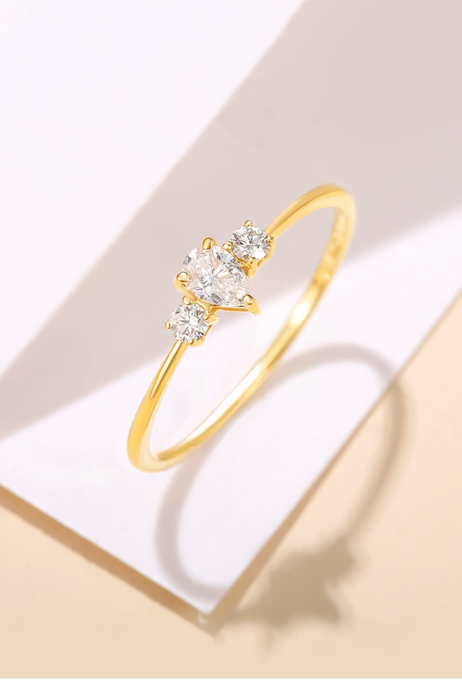 Wycian Anillo Promesa Mujer Anillos Mujer San Valentin Oro Amarillo Elegante Y Fino con Esmeralda en Forma de Lágrima Y Diamante Talla 15 Sólido No Chapado Popular para Esposa Boda Joyas