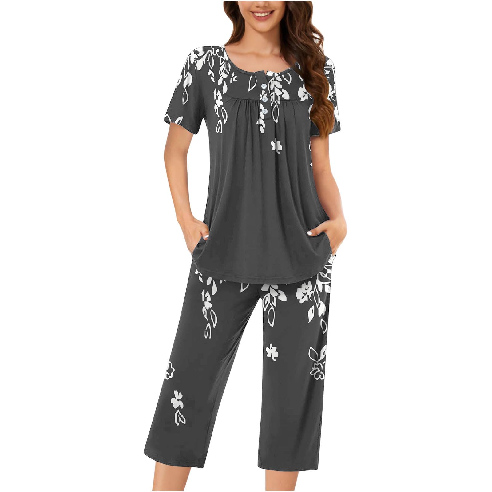 Capris Pajama Sets for Women Floral Print Short Sleeve Tops Lounge Outfits Crewneck Pleated Button Sleepwear