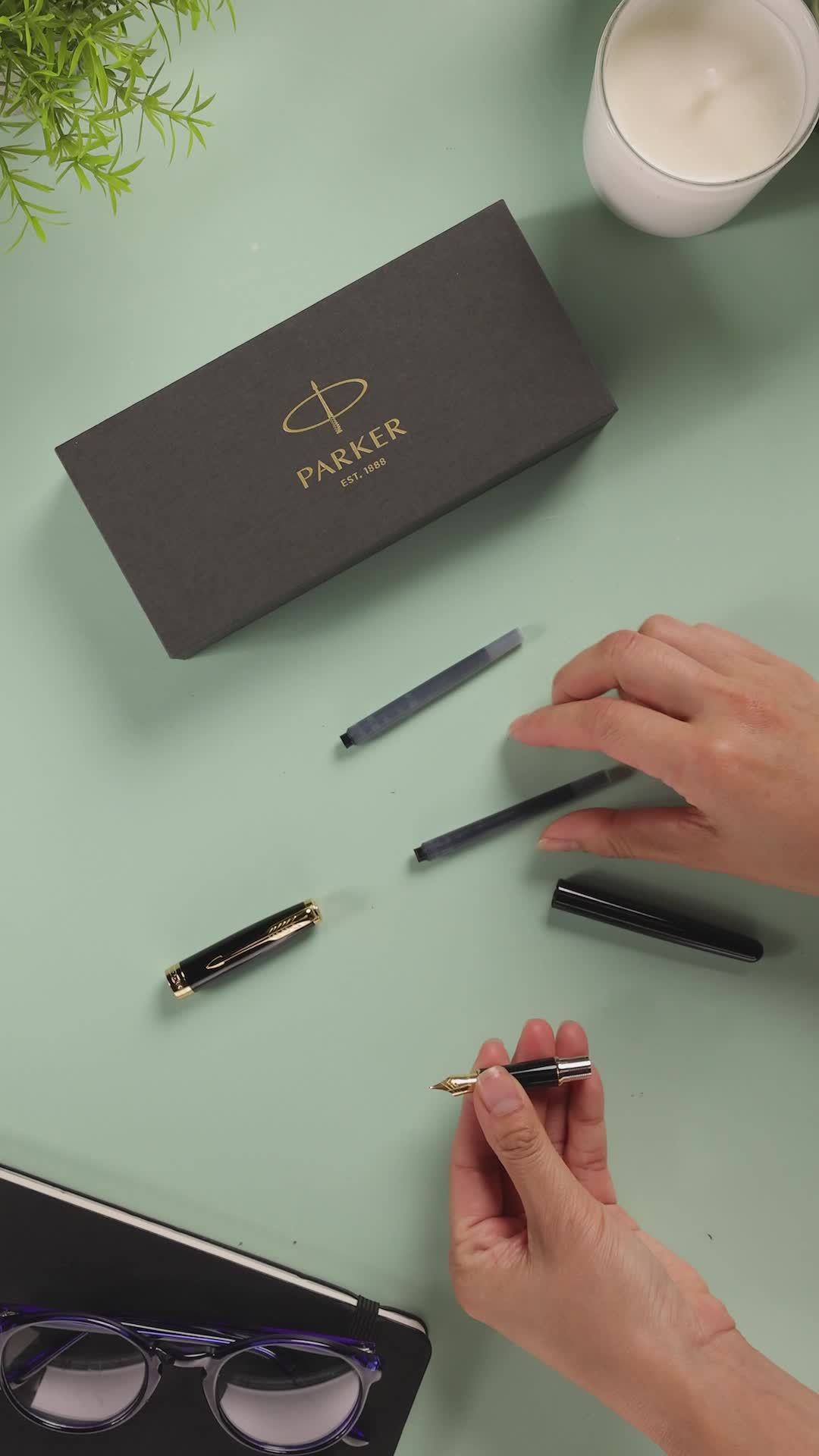 Stylo Plume Parker Sonnet En Laque Noire - Neuf De Stock, Pointe M, Sans Emballage