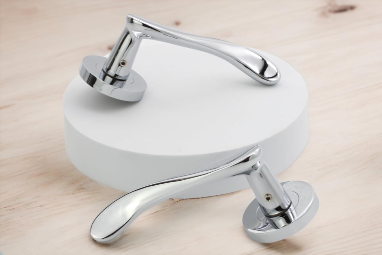 Infinity Decor Rosemarie Polished Chrome Solid Brass Curved Lever on Sprung Rose Latch Door Handles Set - Ideal for Interior & Exterior Doors