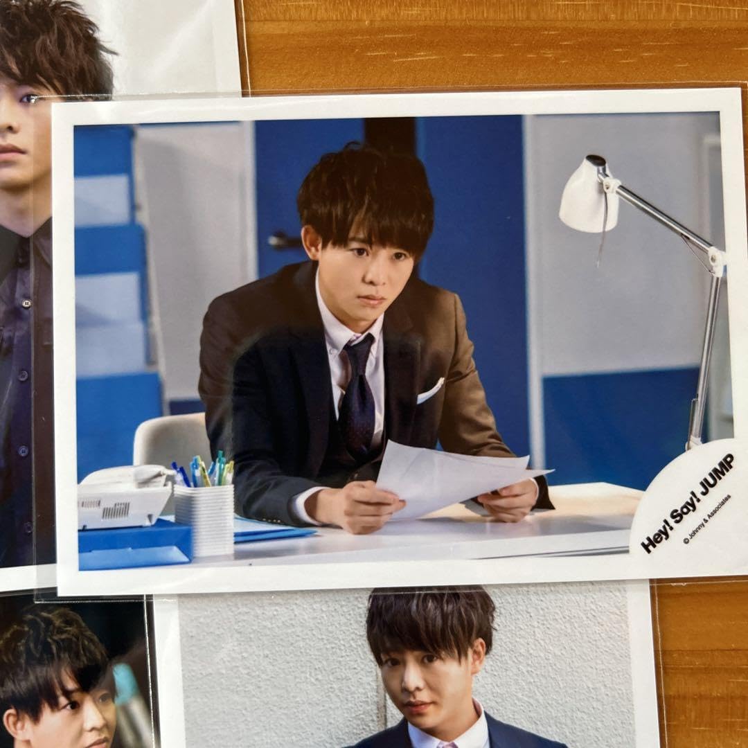 Amazon.co.jp: Give Me love 有岡大貴くん 公式写真 : おもちゃ