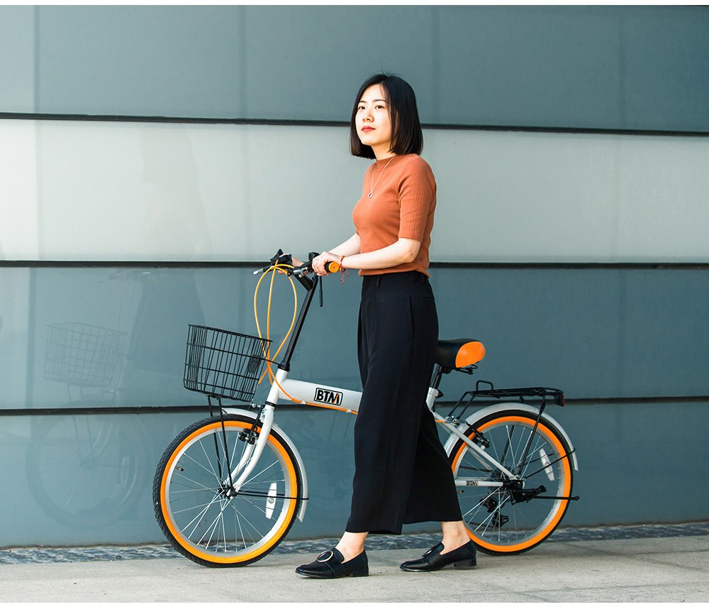 折りたたみ自転車中古 BTM 外装6段変速 カゴ付き タイヤ20インチ カラーブラック Amazon | (BTM)折りたたみ自転車 自転車 20インチ シマノ6段変速 カゴ