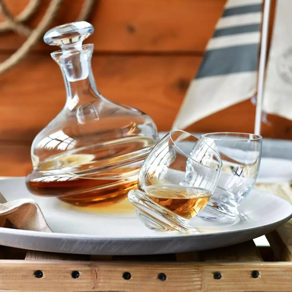 KROSNO Karafka do Whisky i Bourbona Kolekcja Roly-Poly, 750 ml | Szkło Kryształowe Bezołowiowe, efekt bujania się, oryginalny design, delikatne mycie ręczne, prezent