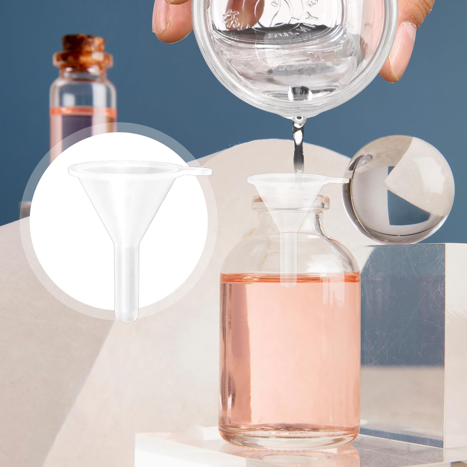 Mini Imbuto 30 PCS in Plastica Trasparente per Riempimento di Bottiglie, Profumi, Oli Essenziali, Bottiglie da Laboratorio e Artigianato Artistico