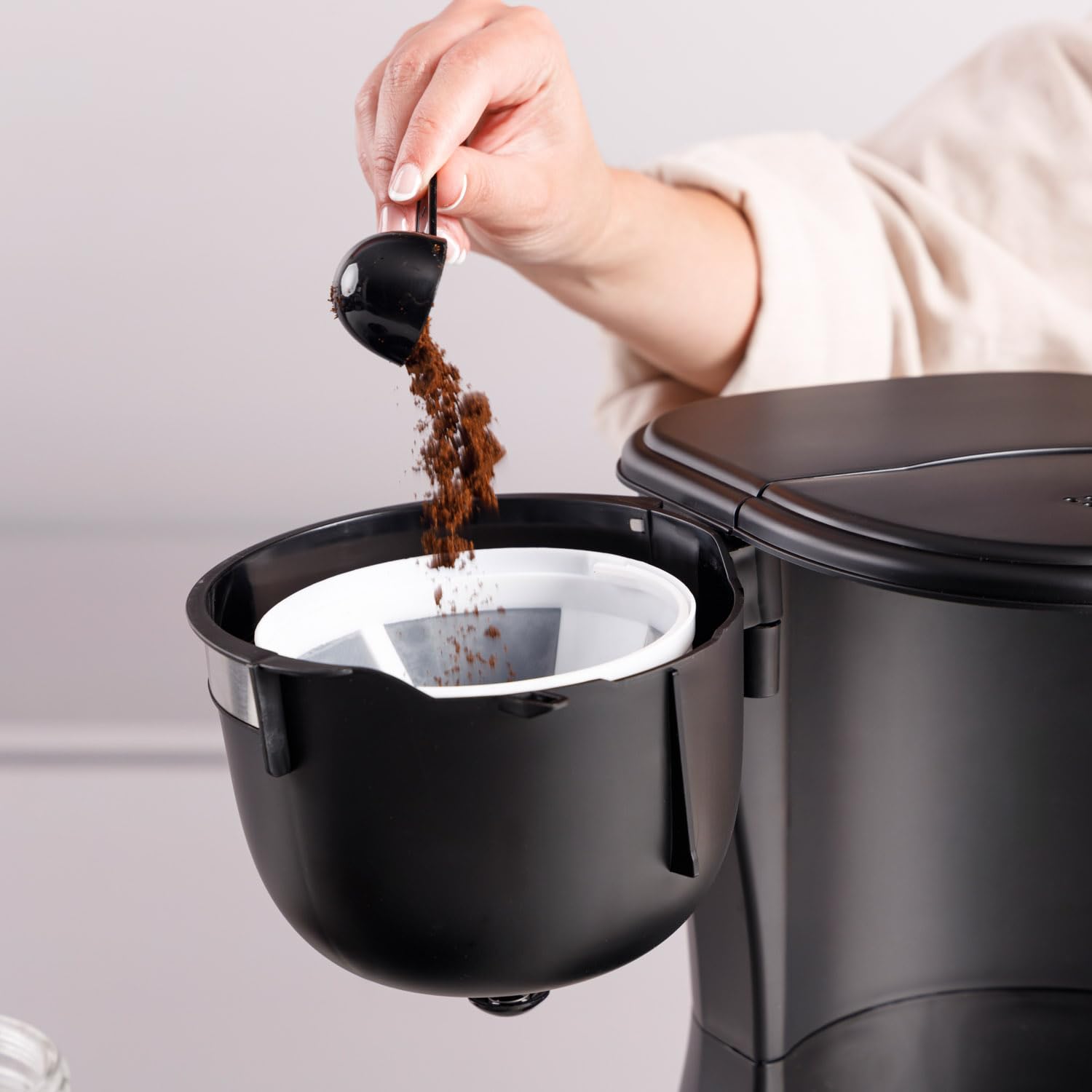 Taurus - Cafetière filtre Verona 12 + 680 W | Capacité 1,25 L, 12 tasses | Filtre permanent lavable | Bec anti-goutte | Sans BPA | Arrêt auto | Compacte | Noir