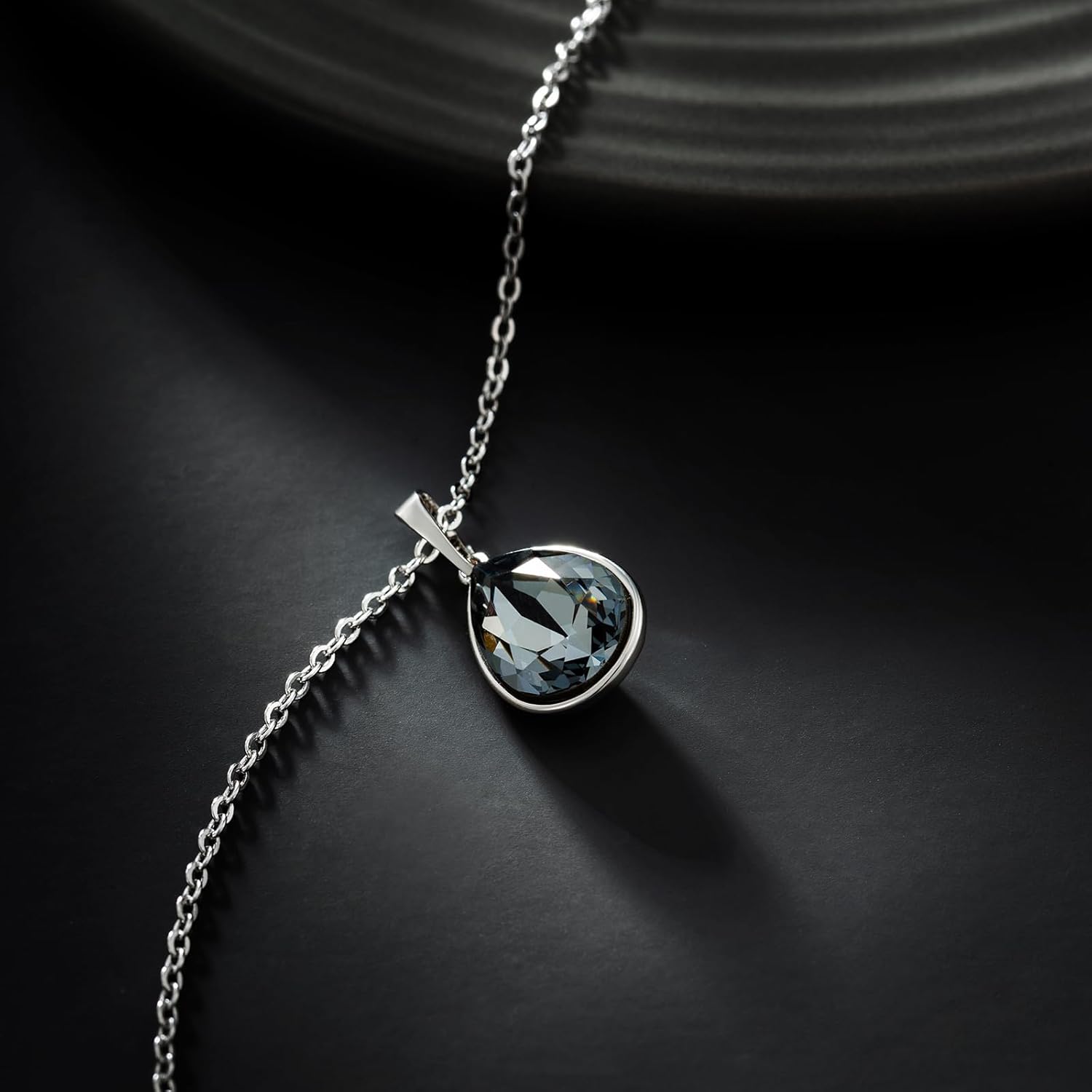 XUPING Birthstone Jewelry Set Necklace and Earrings Teardrop Pendant Crystal Set Gift for Women Wedding Party Accessories