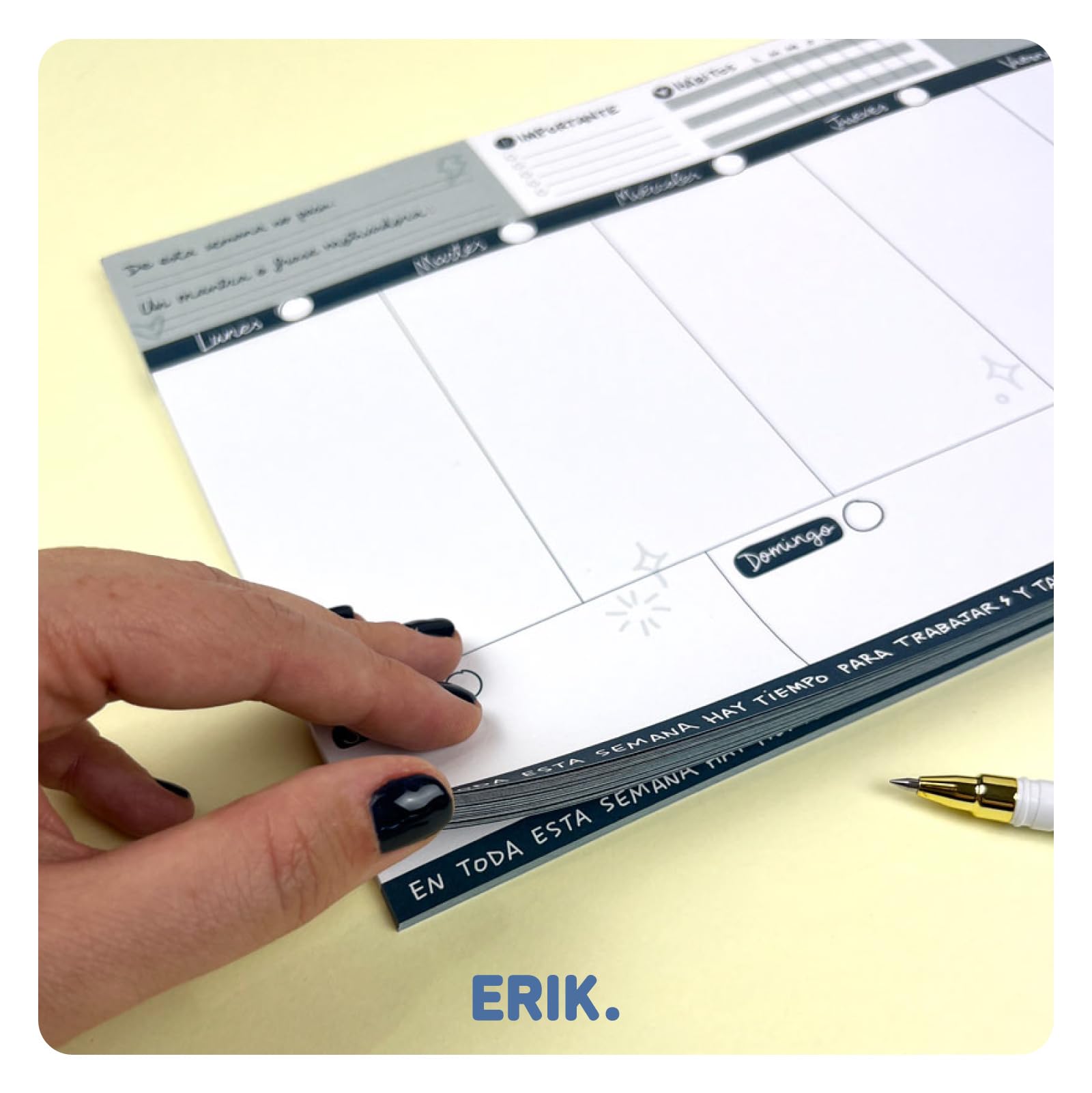 Planificador semanal Pedrita Parker A4 - Weekly planner en Español Sin Fecha: Organizador semanal para mejorar tu Productividad [52 hojas de Alto Gramaje]