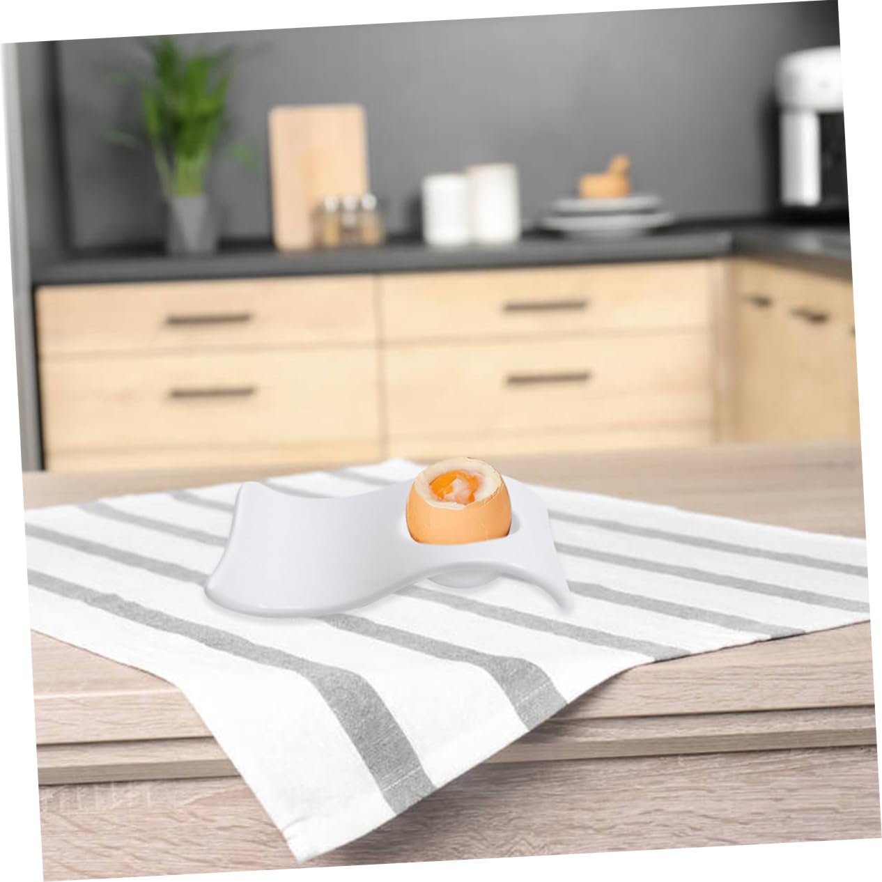 Ipetboom 6pièces Support à Œufs Céramique Blanc Ondulé Pratique Et Résistant Plateau De Rangement Anti-dérapant pour Œufs Coque pour Table Et Déjeuner