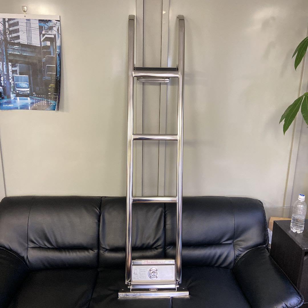 三菱ふそう スーパーグレート 純正 標準ルーフ メッキハシゴ スチール