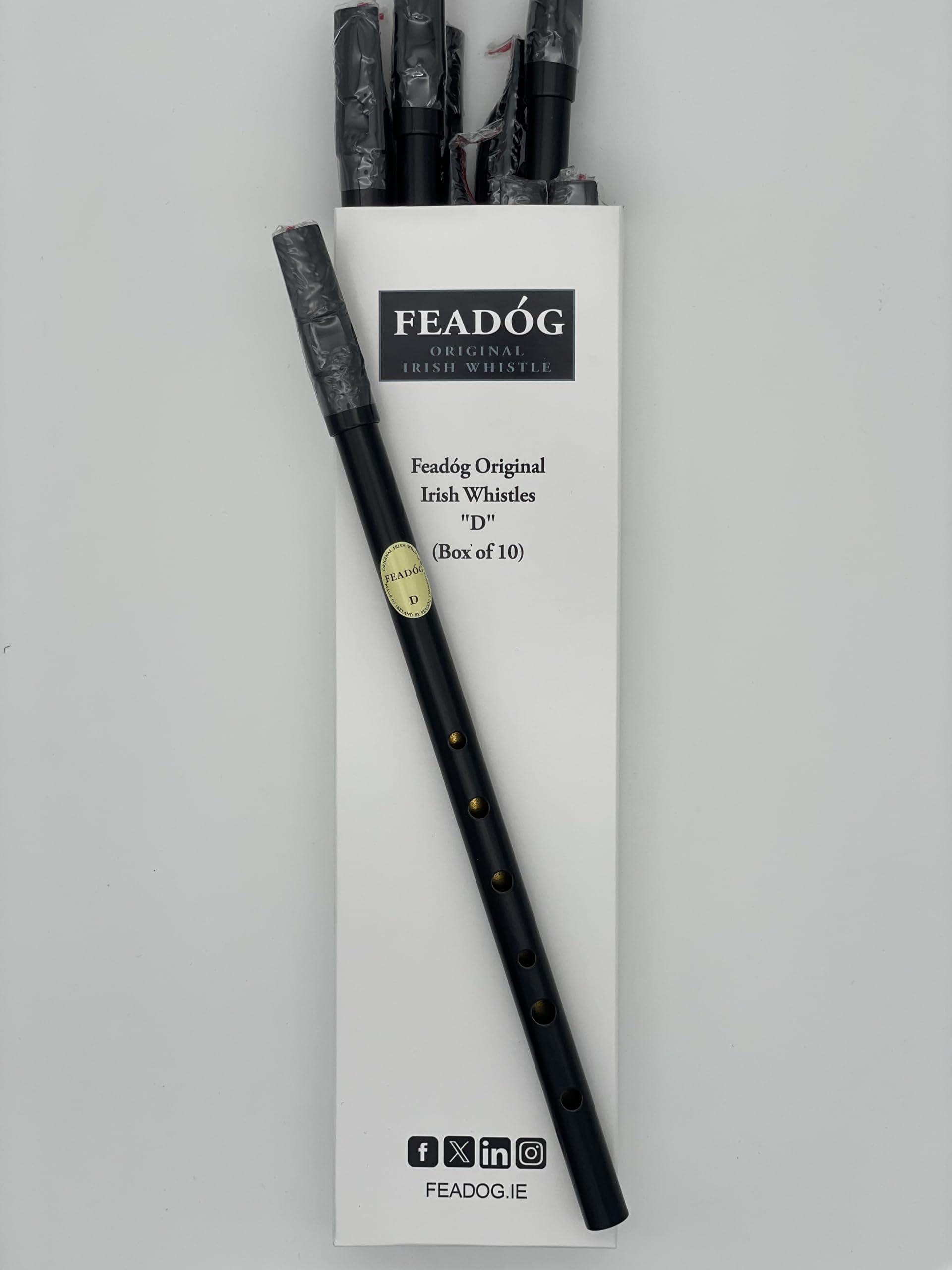 FeadógBlack D Whistles (Box of 10) FW36
