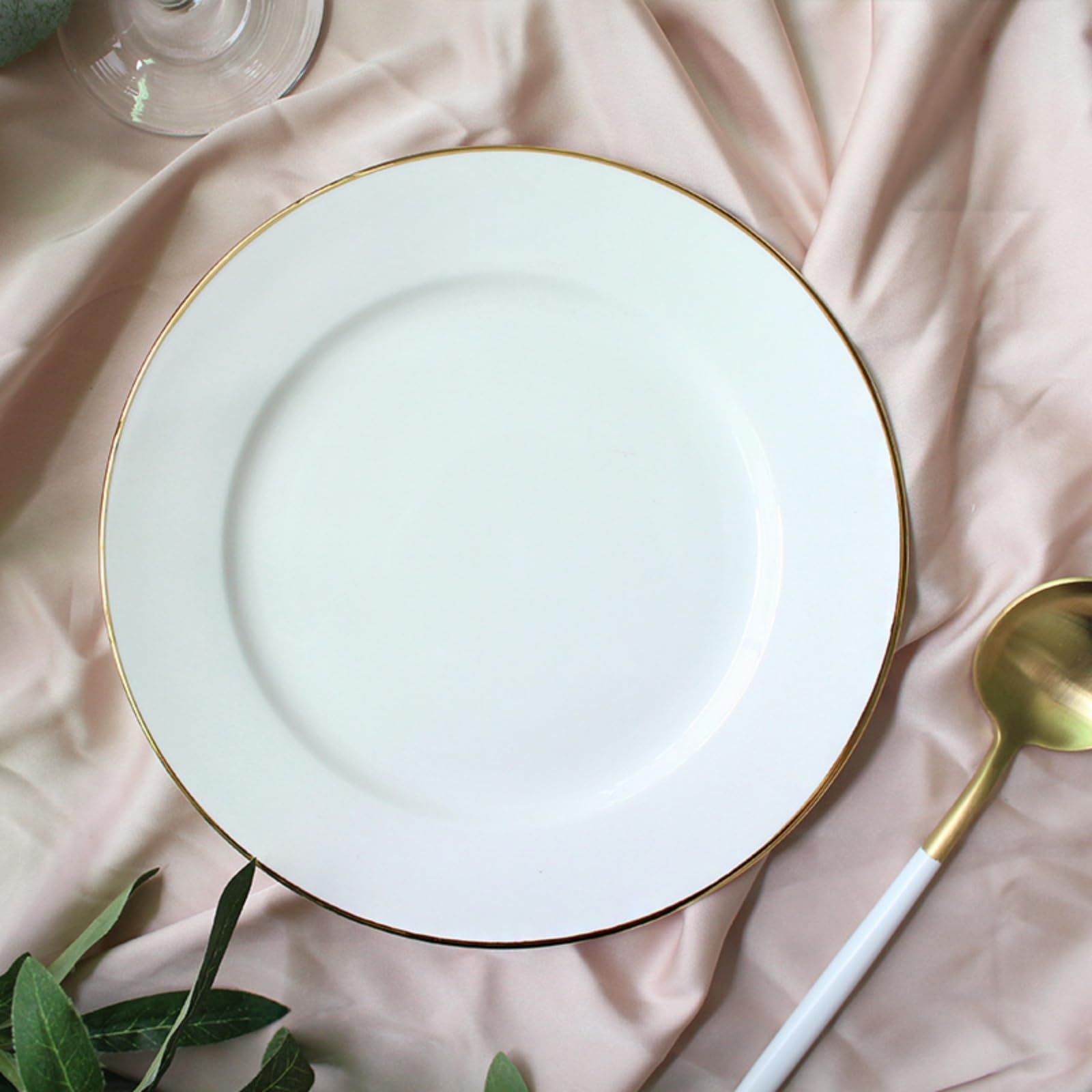 Piatti piani in ceramica con bordo dorato, 22,9 cm, dipinti a mano, sottili piatti piani in porcellana con bordo dorato, 2 piatti rotondi impilabili per bistecche, insalate, dessert, ristoranti per