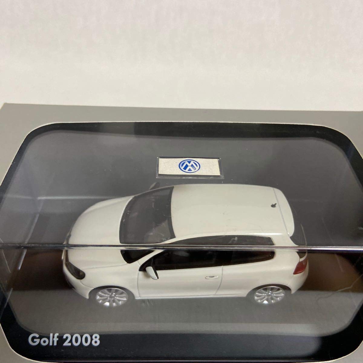 Amazon | 海外限定 Volkswagen ディーラー特注 1/43 ミニカー