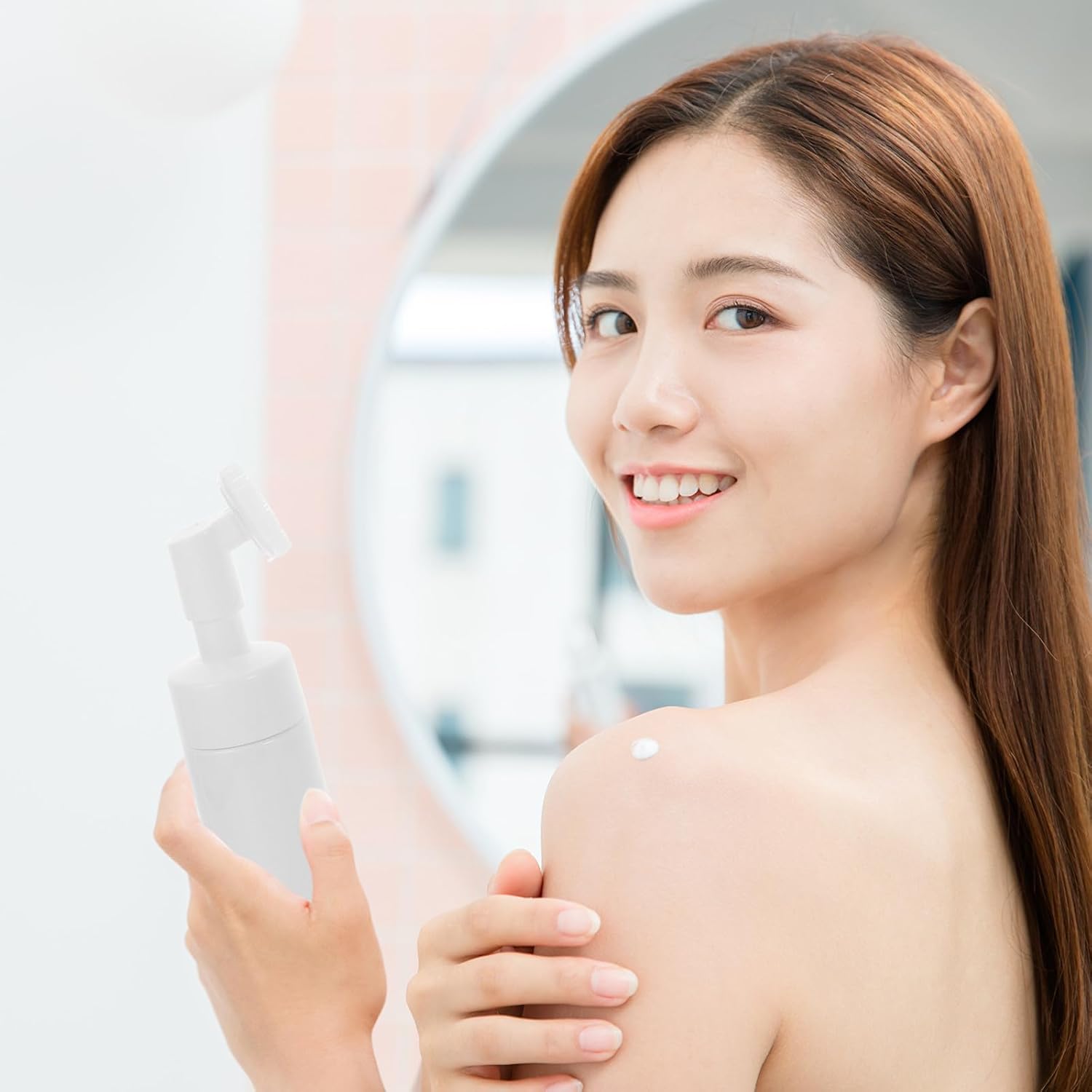 Plastic Face Brush 4pcs with Bottle Facial Dispenser for Cleansing image 5
