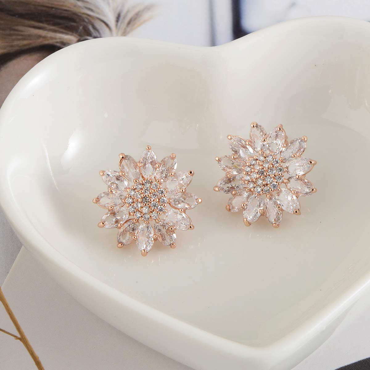 Aretes con forma de flor de cristal, plata de ley, circonita cúbica, diamantes de imitación, margaritas, girasol, racimo, nupciales, bodas, fiestas, bailes, disfraces, joyas para novia, damas de 9