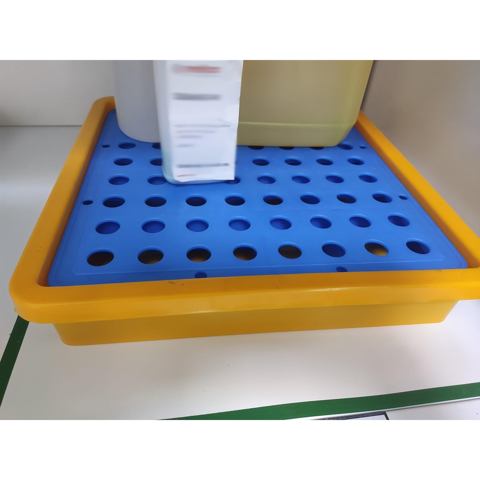 Conception industrielle de qualité pour plateforme de confinement 13"