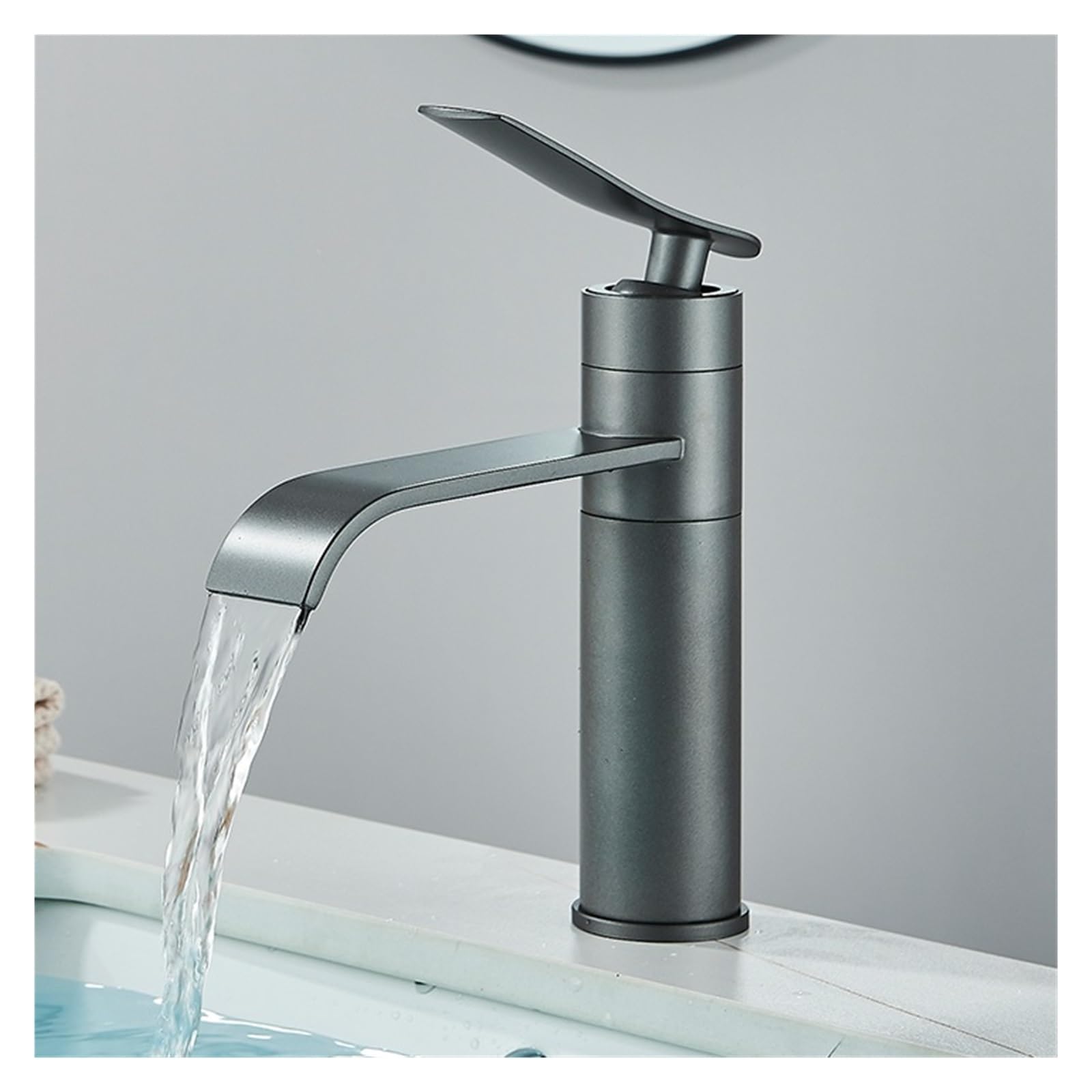 Robinet d'évier cascade gris avec mitigeur de précision chaud et froid