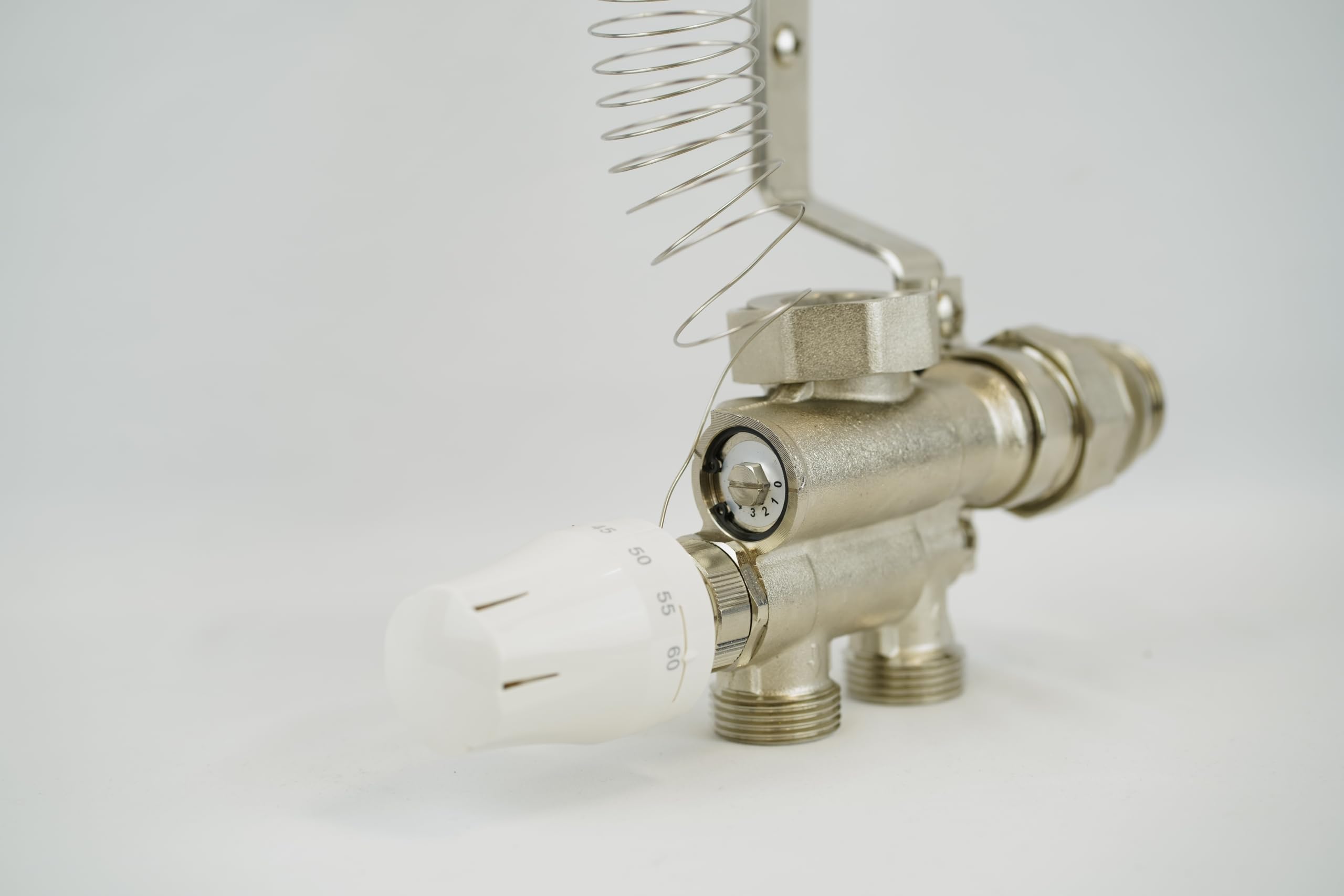 Válvula mezcladora de calefacción por suelo radiante con cabezal termostático para colector UFH