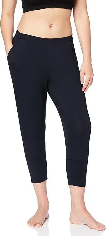 Amazon.com: HANRO Pantalón corto de yoga para mujer : Ropa, Zapatos y  Joyería