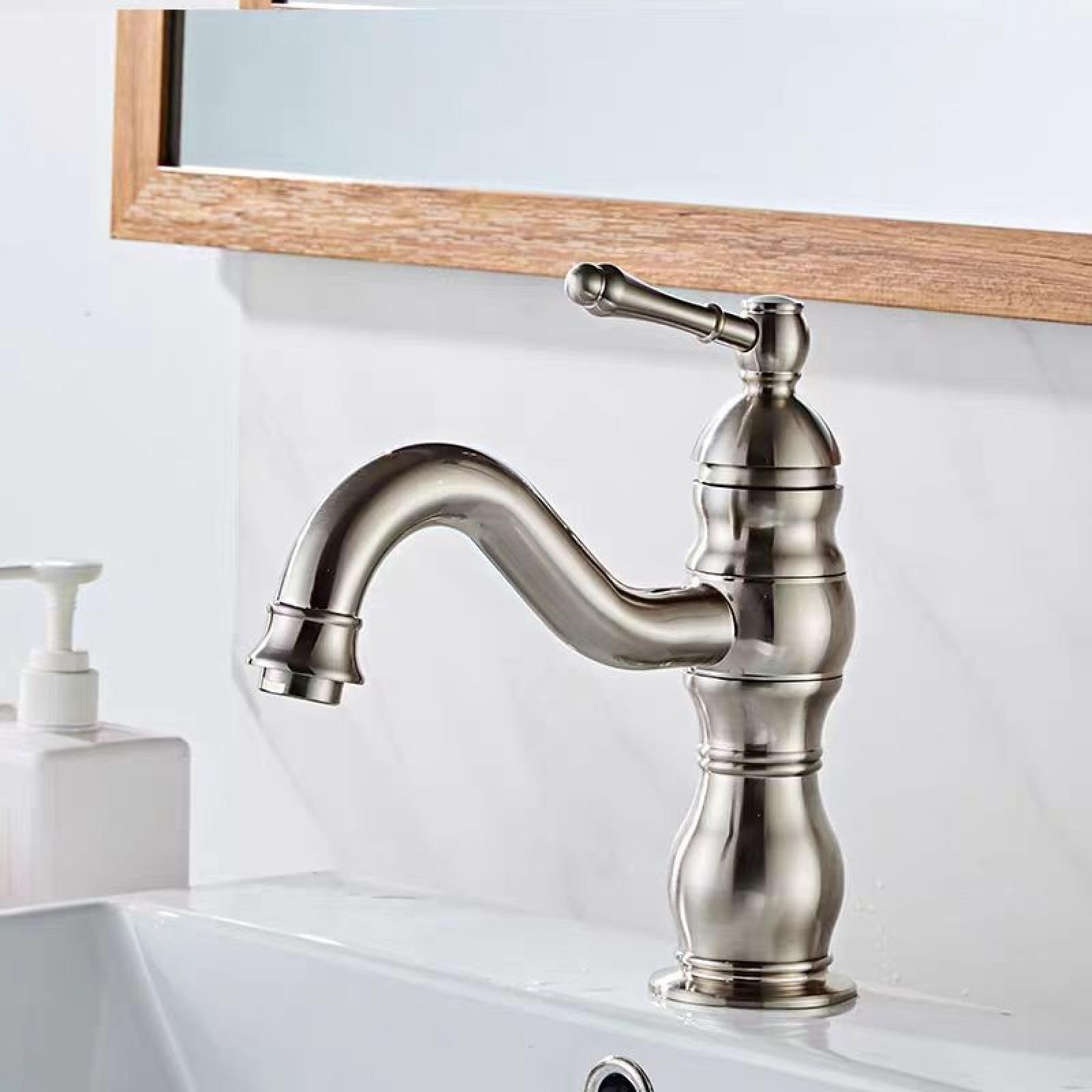 Bathroom All-Copper Hot and Cold Basin Faucet