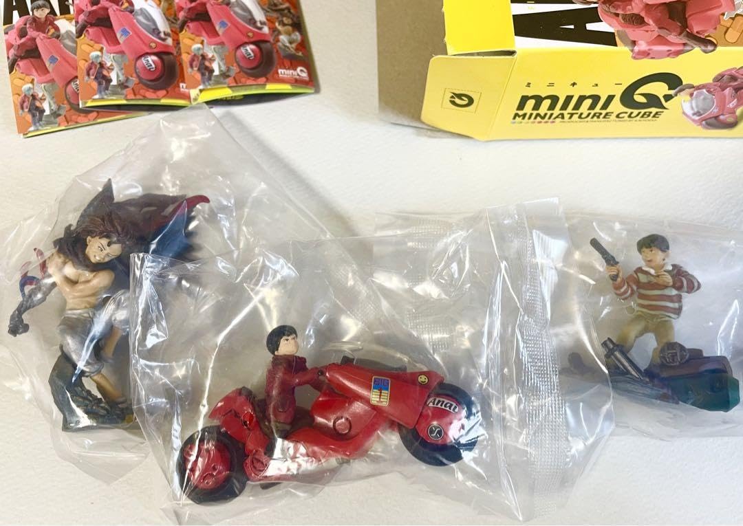 Amazon.co.jp: AKIRA アキラ フィギュア セット 3個 大友克洋 海洋堂 