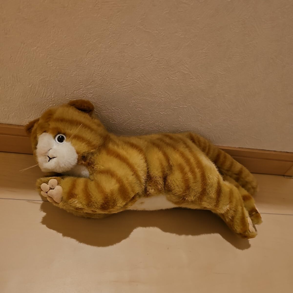 Amazon.co.jp: ホワッツマイケル 猫 ぬいぐるみ レトロ サンアロー 