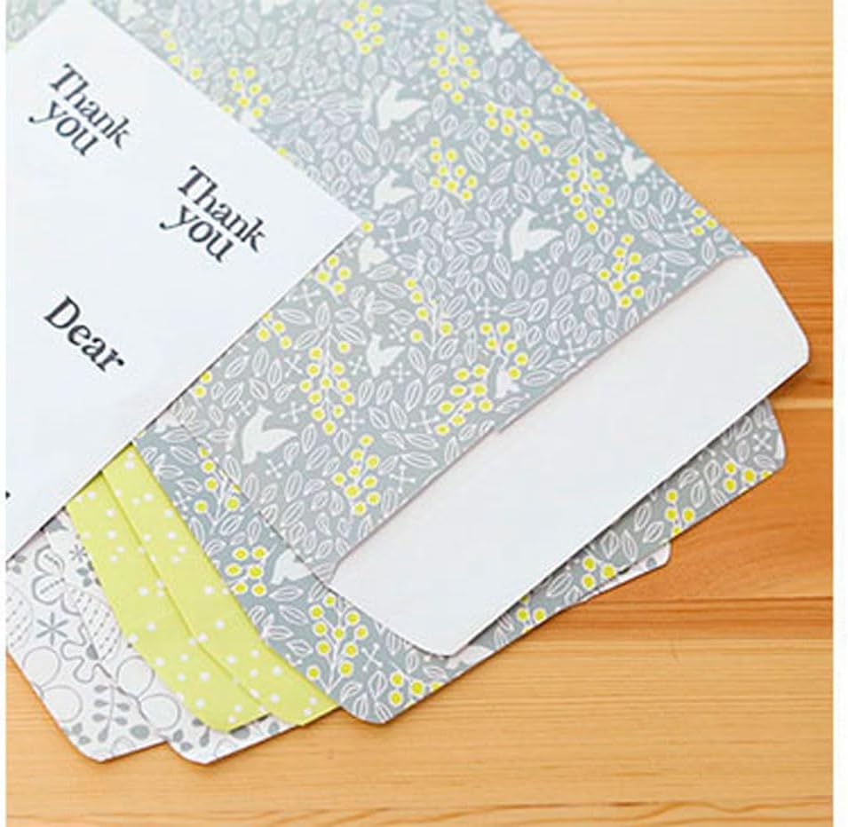 Set of 6 assorted printed envelopes with labels Vol. 2 winter forest 16.5 x 25 cm. 3 models, 2 envelopes per model