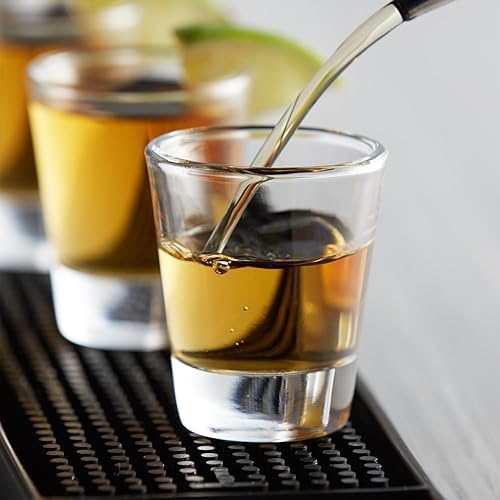 Vista 3 de Vasos grabados con monograma con inicial y nombre, 2 onzas, parte inferior negra, con texto personalizado para regalos, bodas, cumpleaños, fiestas