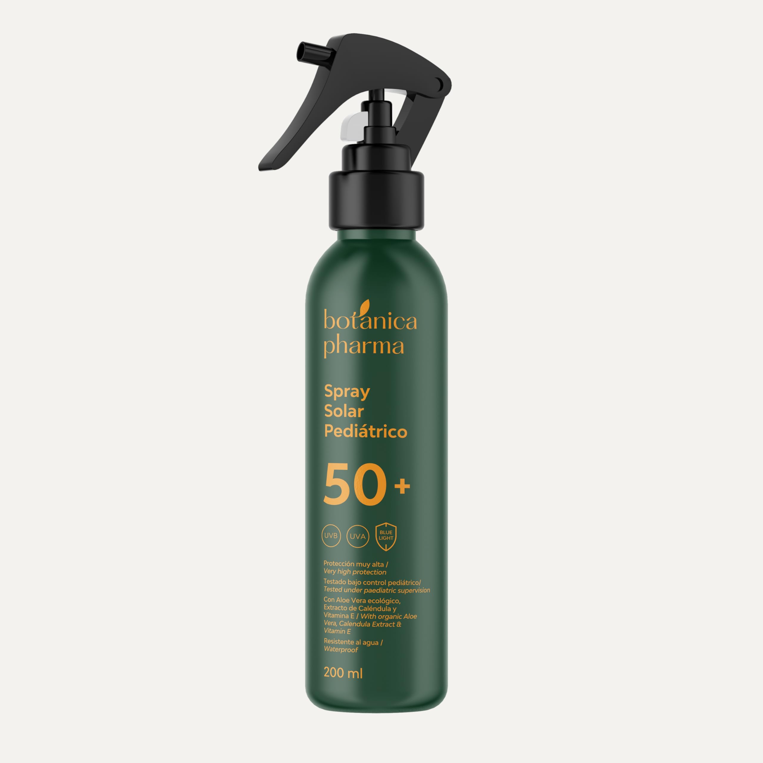 Botanicapharma Spray Solar Pediátrico | SPF50+ | 200 ml | Especialmente formulado para la piel infantil | Testado bajo control pediátrico | Resistente al agua | Textura fluida y ligera