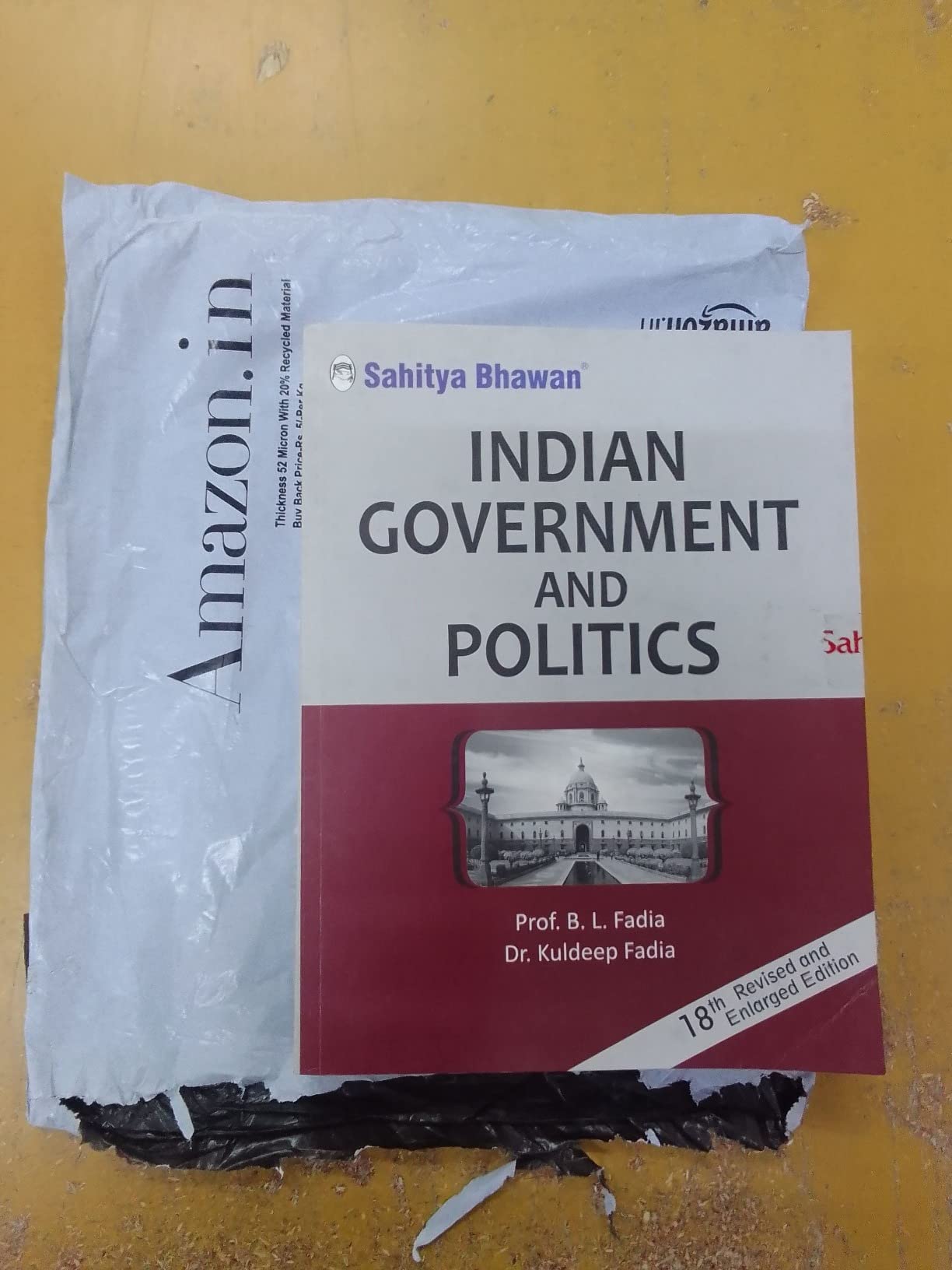 Buy Sahitya Bhawan Indian Government and politics book by Fadia in ...