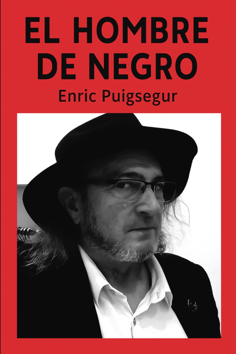 EL HOMBRE DE NEGRO