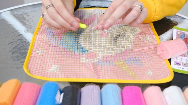 DIY Latch Hook Rug Kit For Beginners – 20.5x14.9" Dog Pattern, Includes Pre-printed Canvas & Yarn - View #5