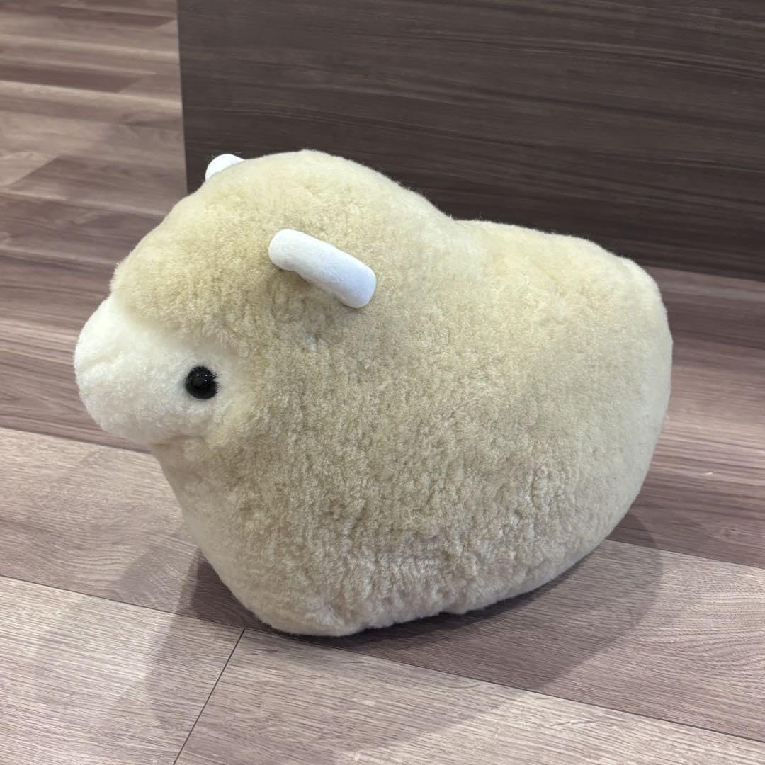 Amazon.co.jp: じぶんまくら ムートン ひつじ 抱き枕 アイボリー
