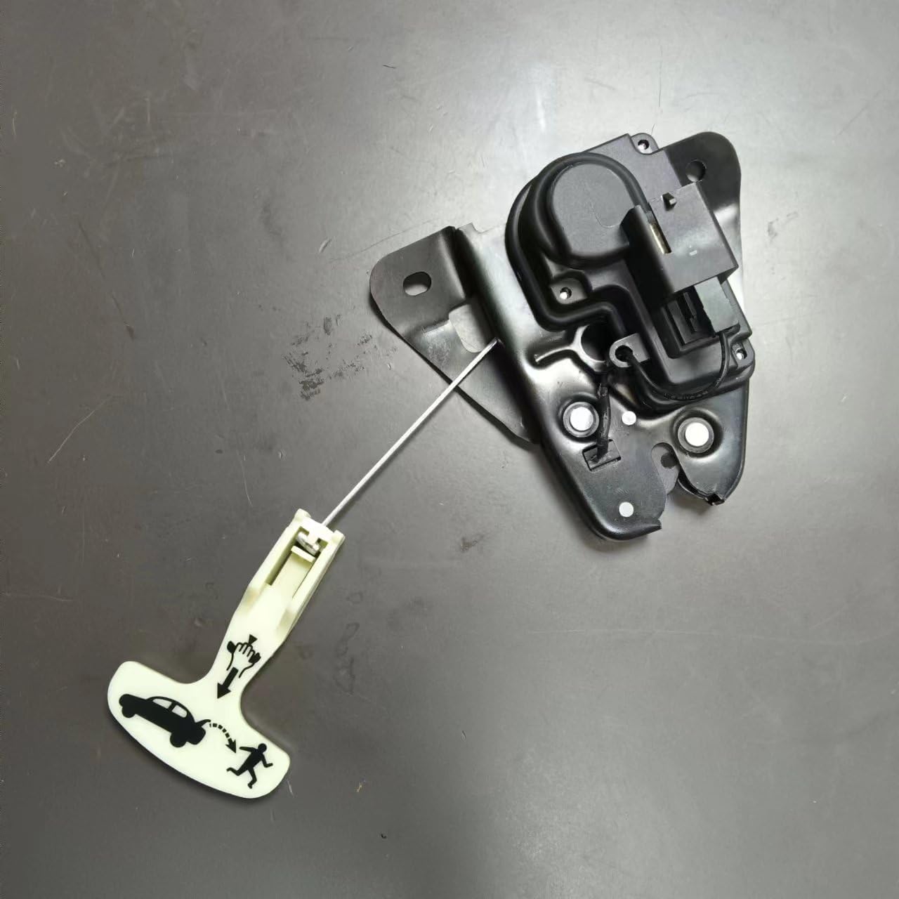 Cadre serrure de hayon 05056244AB pour coffre arrière auto - 8
