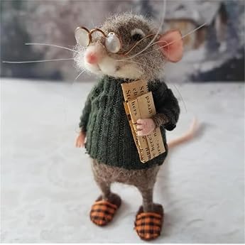 Cute Needle Felting Mouse Christmas Wool Felt Mouse Cute Felt Mouse Figurine for Halloween Christmas Decoration Needle Felting Christmas Mouse Doll Decorations Handmade Winter Decoration