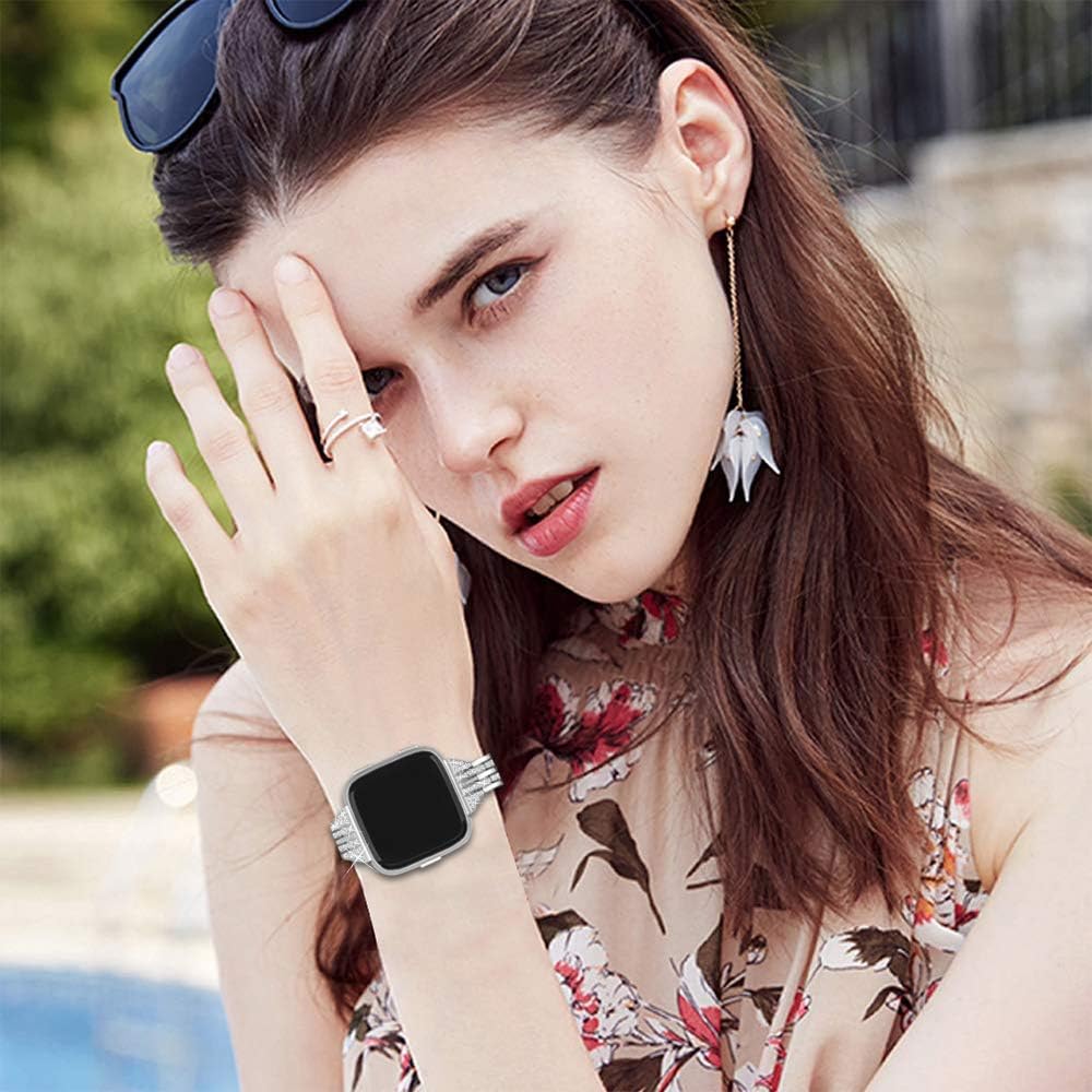 JOYOZY Chic Bling Bands Compatible with Fitbit Versa/Versa 2/Versa Lite/Versa SE Smartwatch,Rhinestone Dressy Bracelet Replacement for Wristbands Accessories Jewelry Strap Women Girl Silver