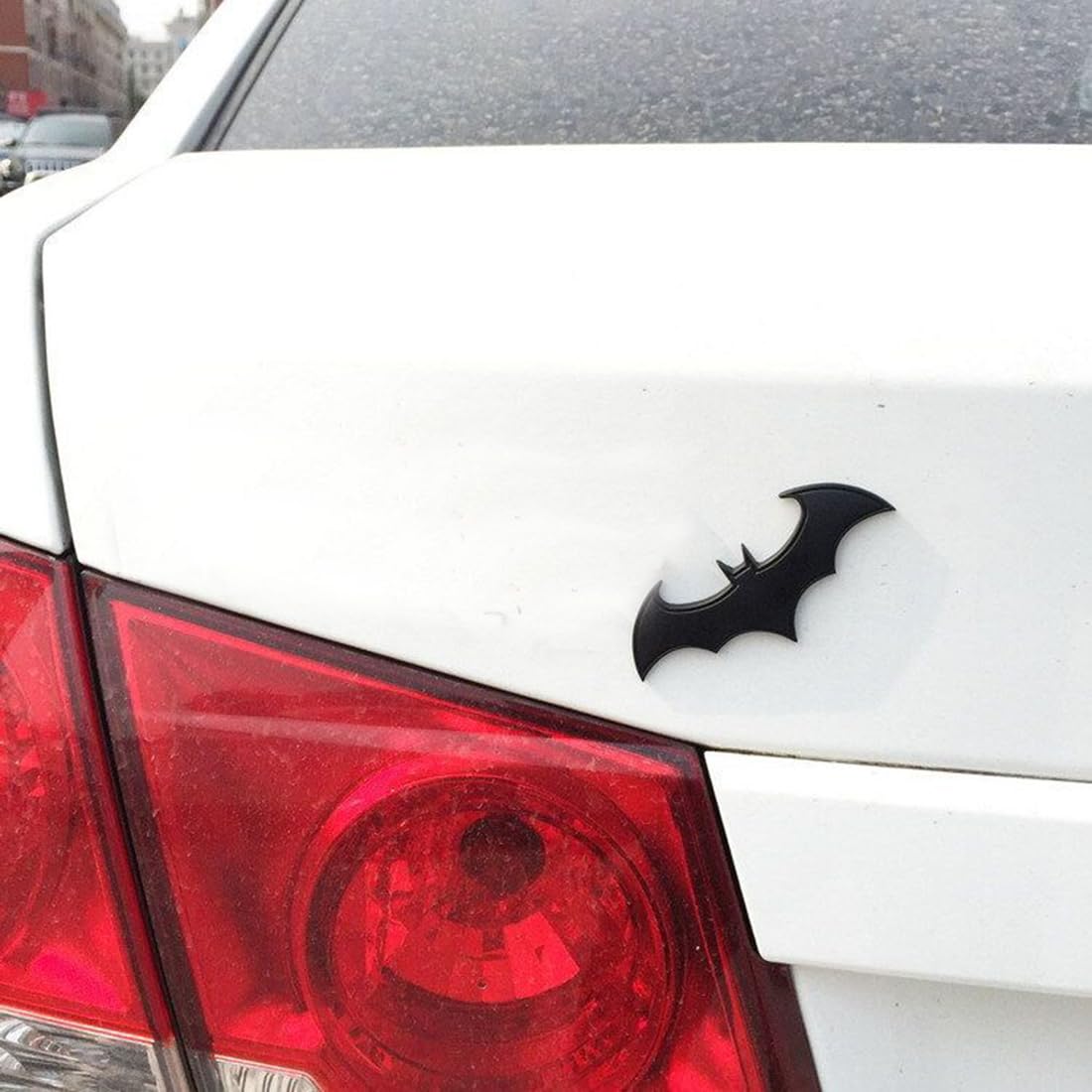 2 Pezzi Adesivi in 3D cromati per auto, logo adesivo a forma di pipistrello di pipistrello, in acciaio inox cromato, di alta qualità, ideale come decorazione per auto, con logo di pipistrello