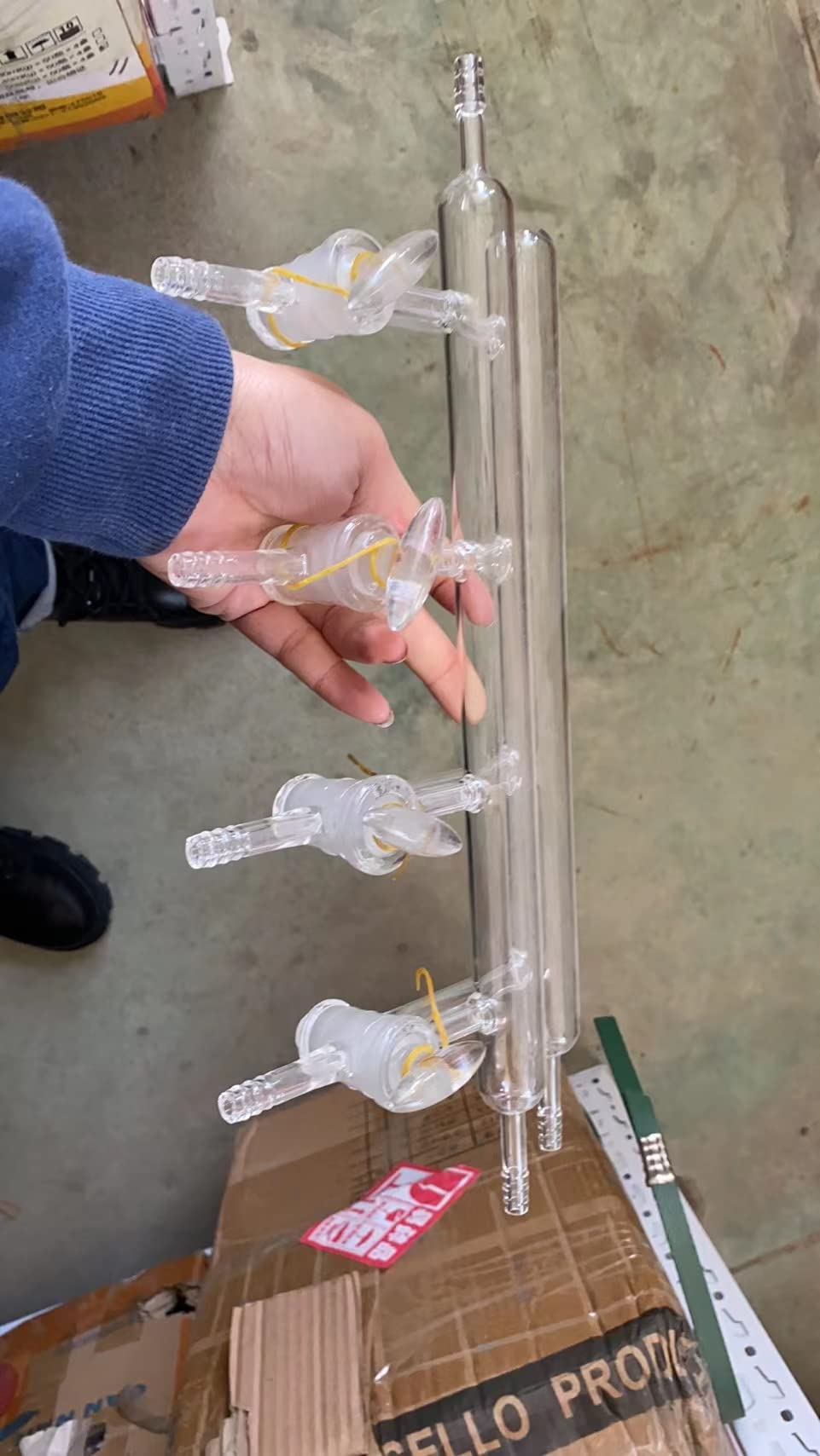 Distribuidor de gas al vacío de doble colector de vidrio de laboratorio de con llave de paso de vidrio sólido de 4 puertos