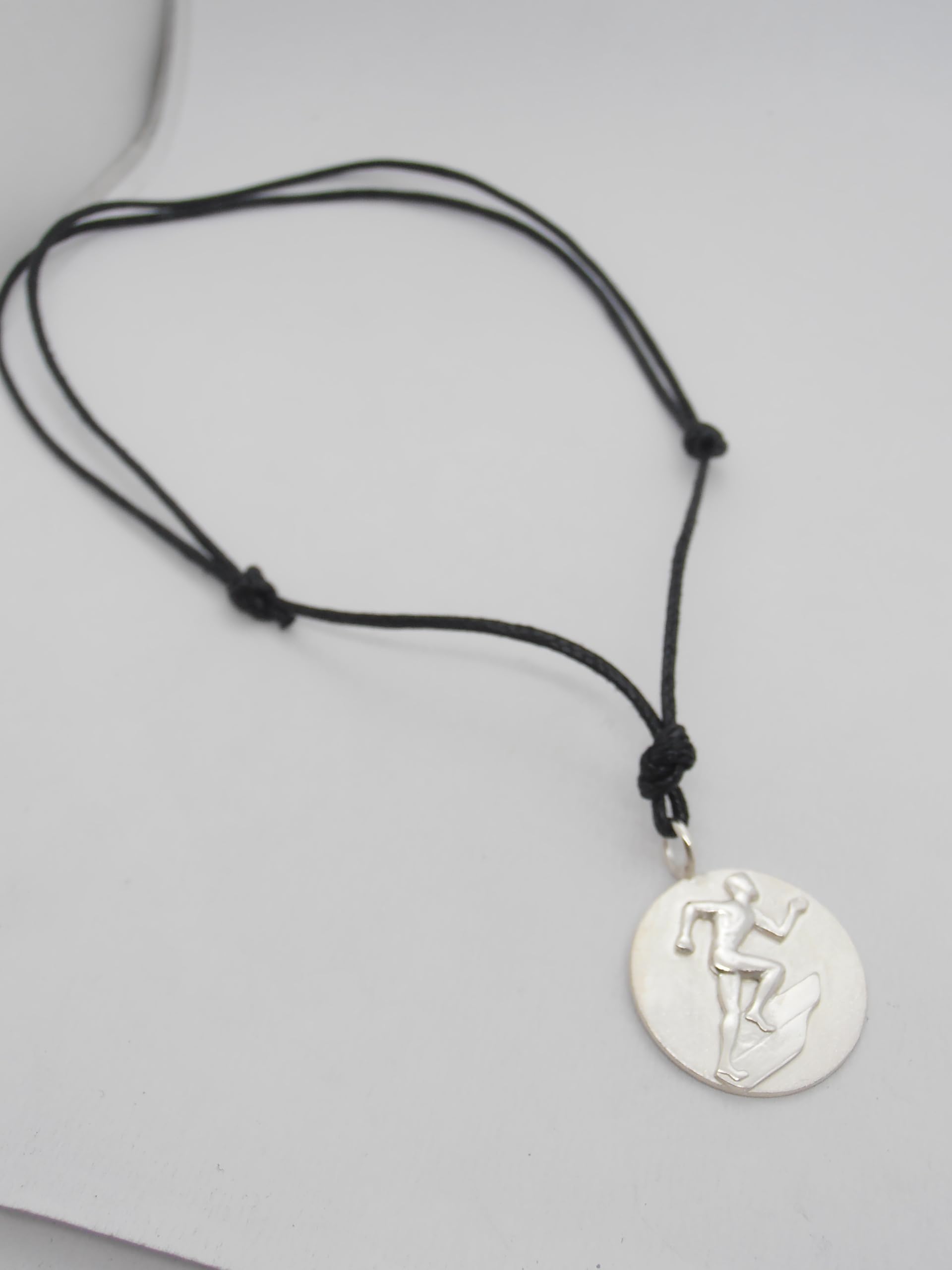 Corridore : Ciondolo in Argento 925 - Pendente con Girocollo - Podista - Atleta - Atletica - Corsa