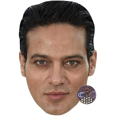 Celebrity Cutouts Gabriel Garko Cardboard Mask: Amazon.de: Toys 