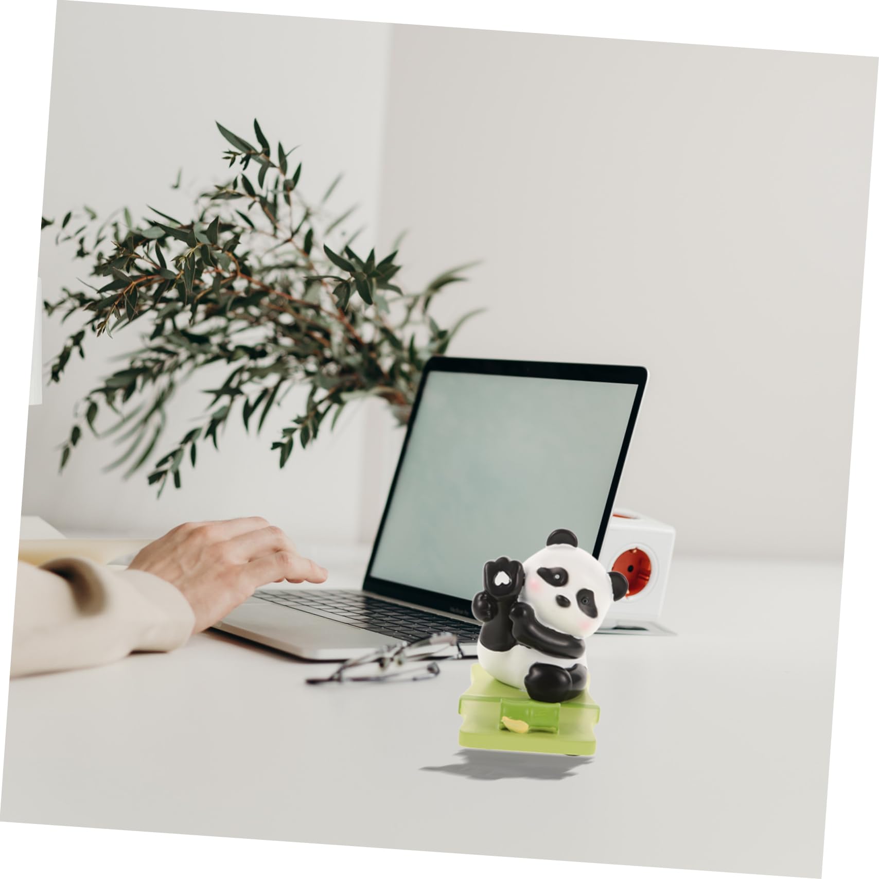 UKCOCO 5pezzi Supporto Per Telefono Panda Carino Porta Cellulare Da Scrivania Resina Design Compatto e Adorabile Per Decorazione Desktop Accessorio Pratico e Resistente Ottimo Per Uso