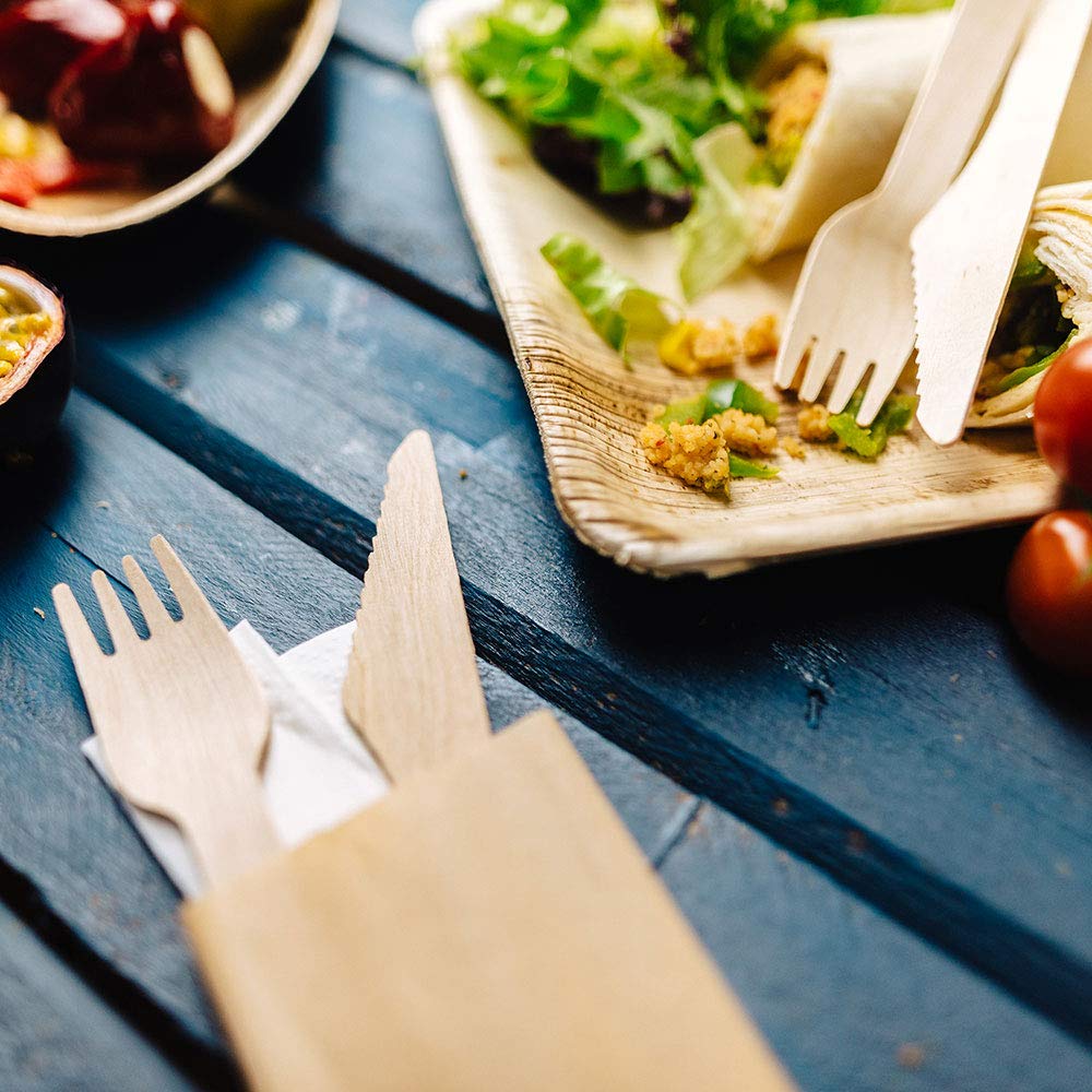 BIOZOYG Juego de cubiertos de madera Cuchillo Tenedor 16cm con servilleta I Cubiertos biodegradables I por juego en embalaje higiénico I Cubiertos de exterior Embalaje a granel 400 pzs
