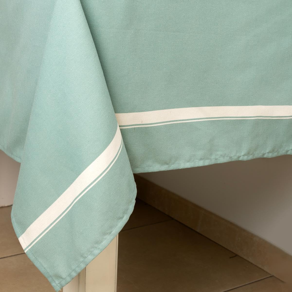 VINTHERA Okapi Due - Table Cloth 145 x 145 cm, Two-tone, 57.1 x 57.1 inch (Square) - Image 4