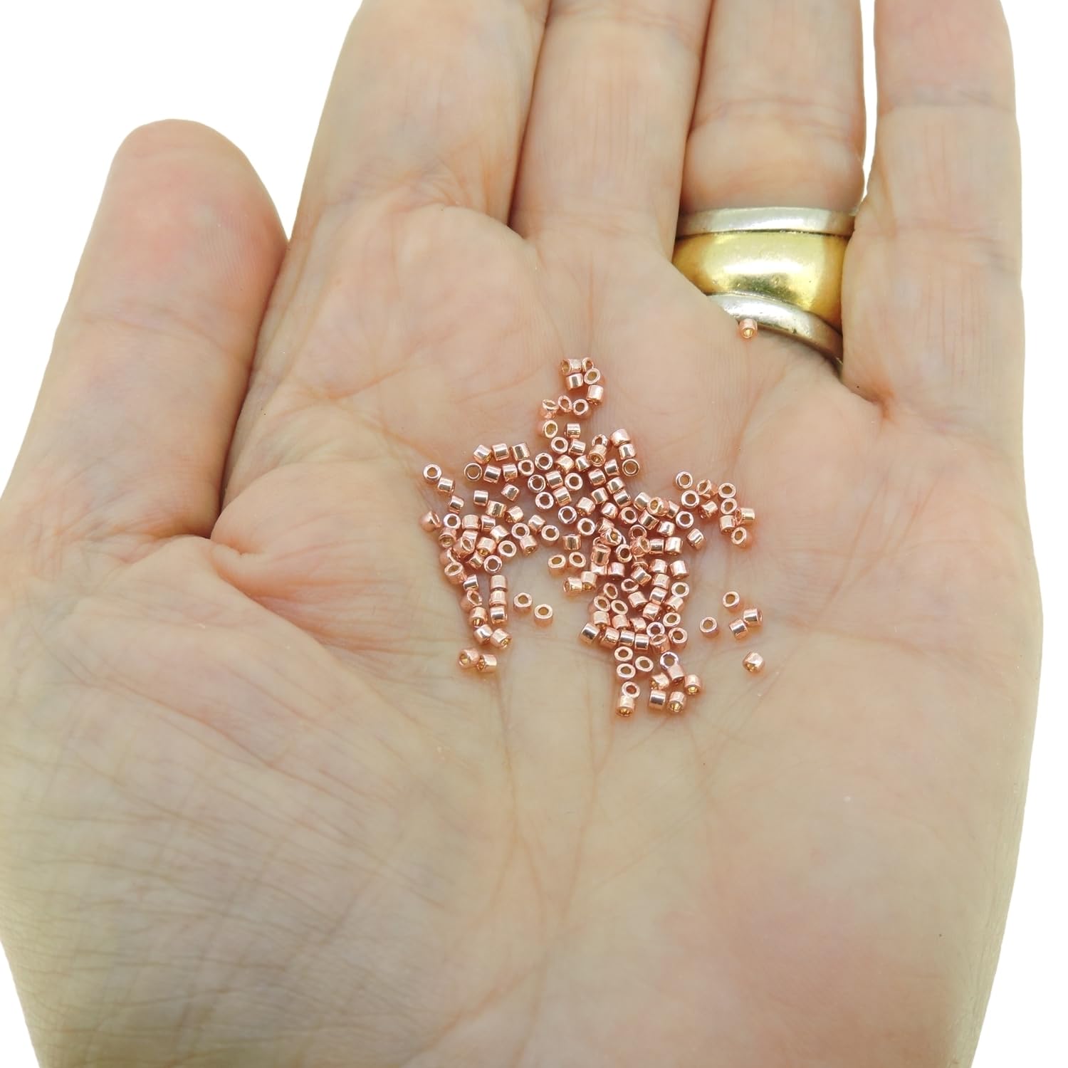 ミユキ2503 Amazon.com: DB2503 Miyuki Delica Seed Beads, Size 11/0, Duracoat