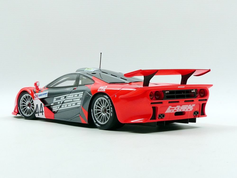 Amazon | 1/18scale ミニチャンプス MINICHAMPS McLaren G1 GTR Lark