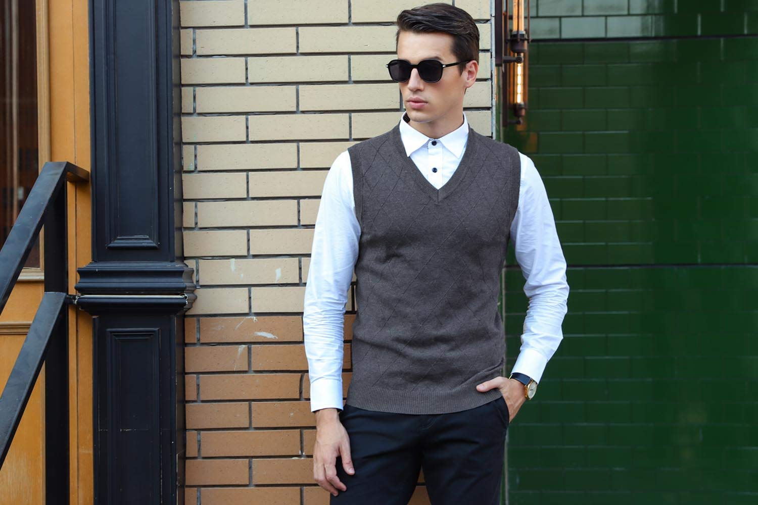 iClosam Gilet Maglione da Uomo Inverno Gilet V-Collo Cotone Casual Pullover Smanicato Maglia Sweater Felpa Men
