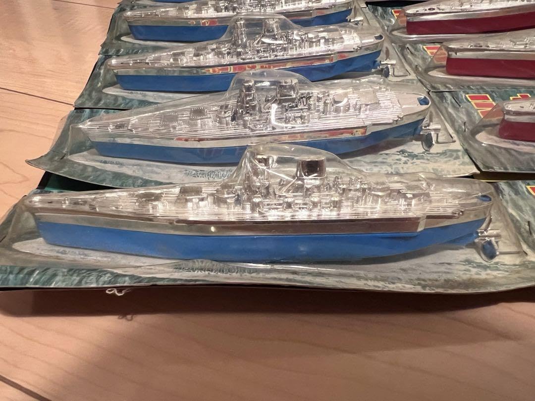 Amazon.co.jp: レトロ 台紙付 シルバー戦艦 大和 : Toys & Games