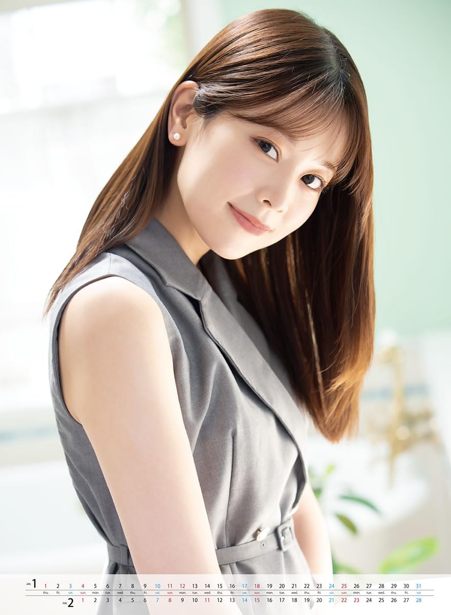 Amazon | トライエックス 吉川七瀬 2026年カレンダー B2サイズ CL-216