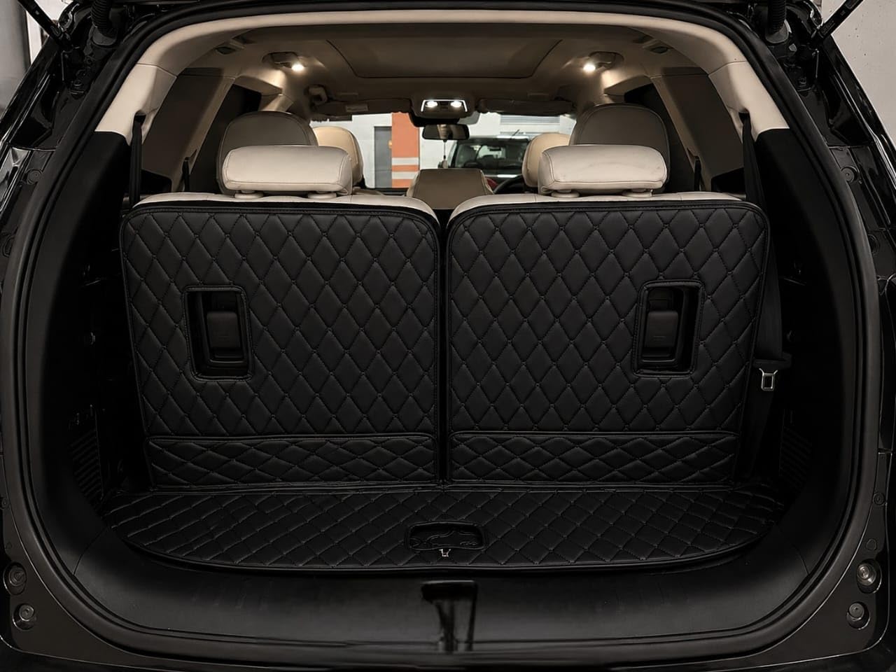 CAPDELL 7D Premium Car Boot/Trunk Mat Compatible with XUV 7XO||Luxury Leatherite Boot Mat||Set of 3pcs||Waterproof and Washable||Colour:-Black with Black