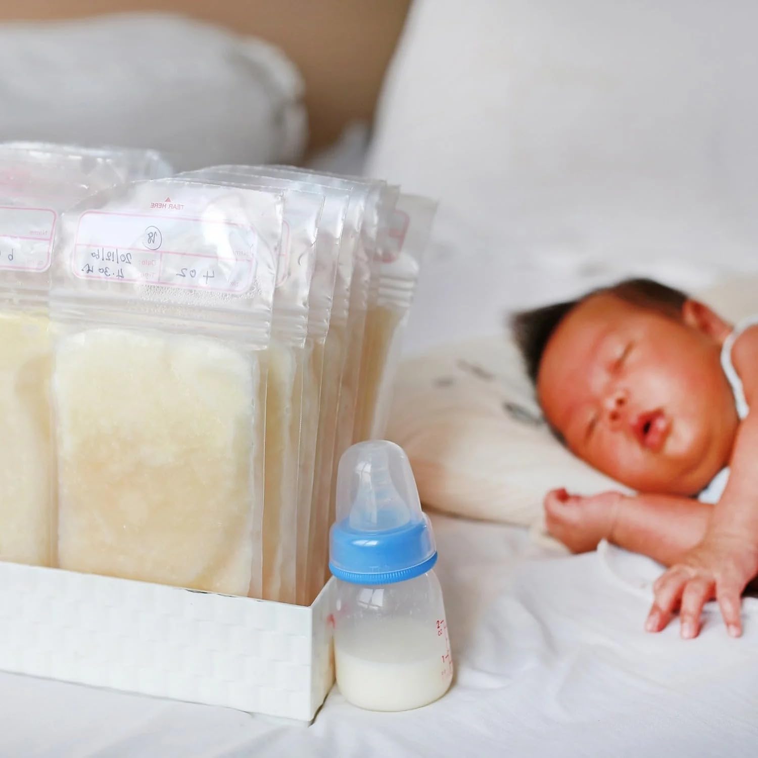 Breastmilk Storage Bags with Pour Spout and Double Zipper, 60 Pcs | BPA and BPS Free, Pre-Sterilised, Freezer Safe, Self-Standing Bag, Reinforced Seams-image-24